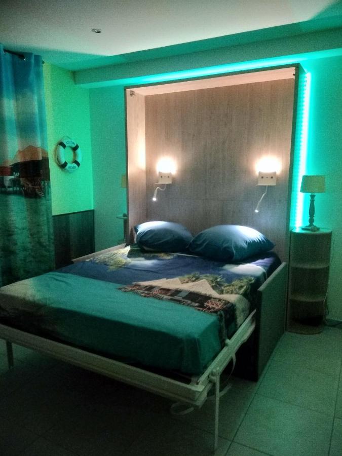 Un Nid Douillet En Bord De Plage !! Люссиана Экстерьер фото